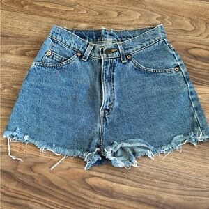 Orange Tab Levi’s Shorts